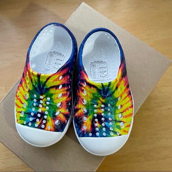 Tie Dye Natives 4C - Picture 2 of 4